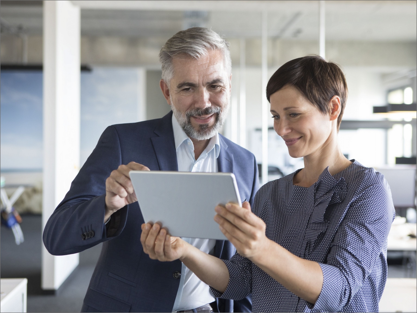 Rappresentazione visiva dell'articolo: Reti, entro il 2035 servono 7mila consulenti in più. Come ingaggiarli